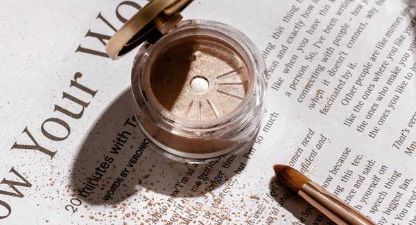 Eye Shadow and Brush on Newprint on Does your Makeup Expire? Read all About It.